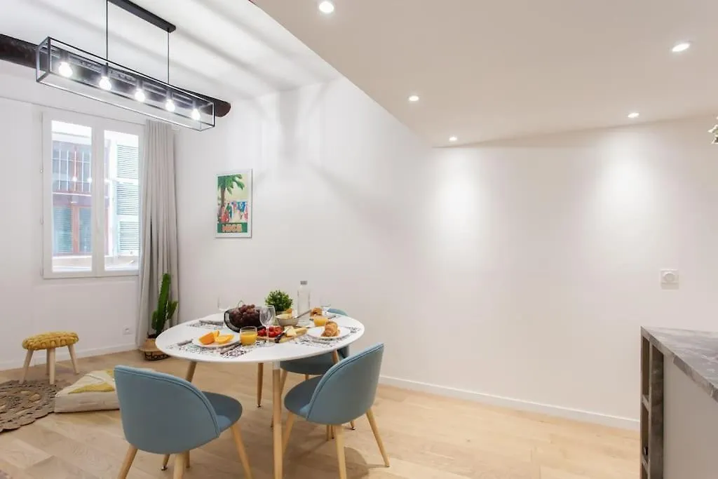 L10 Central Suite 2 Bedrooms Old Nice Wifi 3Mins Sea Appartamento