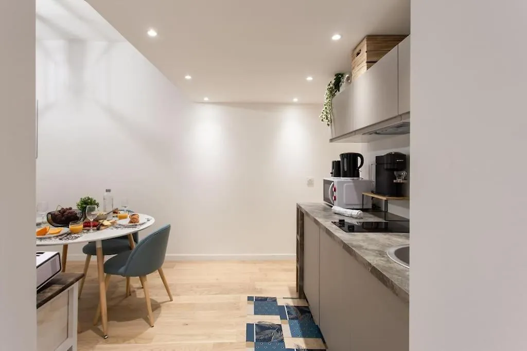 Apartment L10 Central Suite 2 Bedrooms Old Nice Wifi 3Mins Sea France